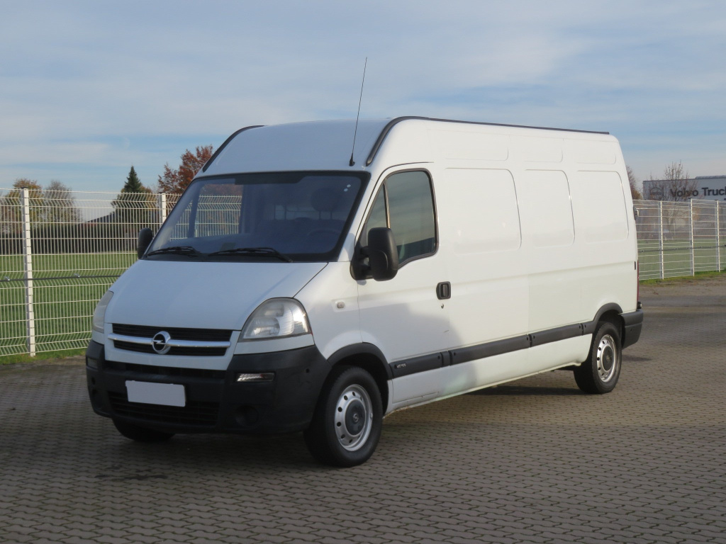 Opel Movano