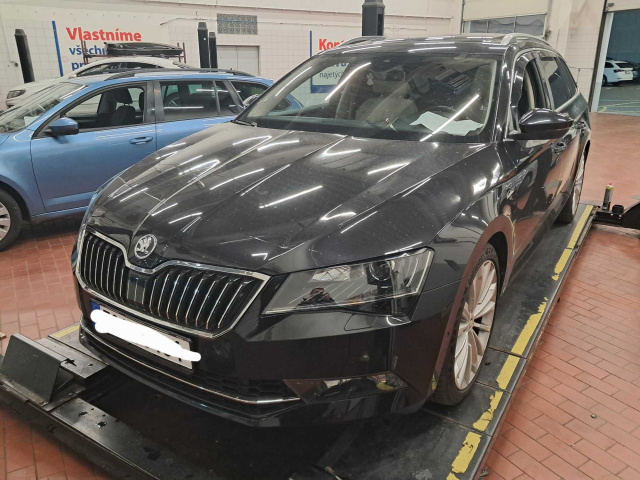 Škoda Superb 2016