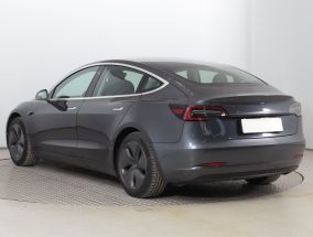 Tesla Model 3 - 2020