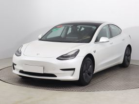 Tesla Model 3 - 2020