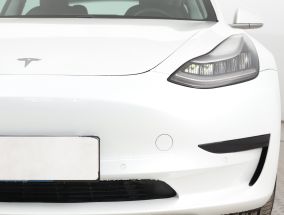 Tesla Model 3 - 2020