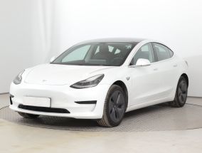 Tesla Model 3 - 2020