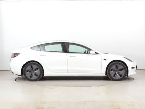 Tesla Model 3 - 2020