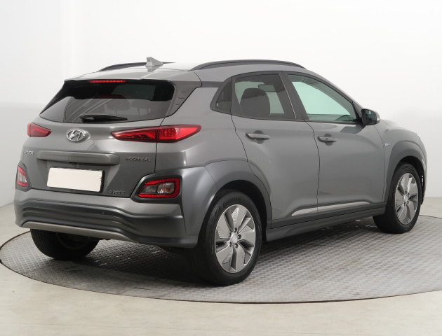 Hyundai Kona Electric 64 kWh