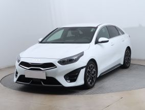 Kia ProCeed - 2022