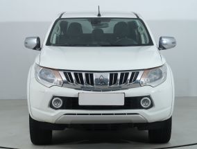 Mitsubishi L200 - 2016