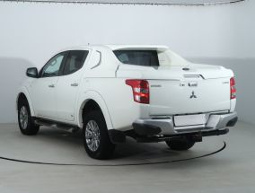Mitsubishi L200 - 2016