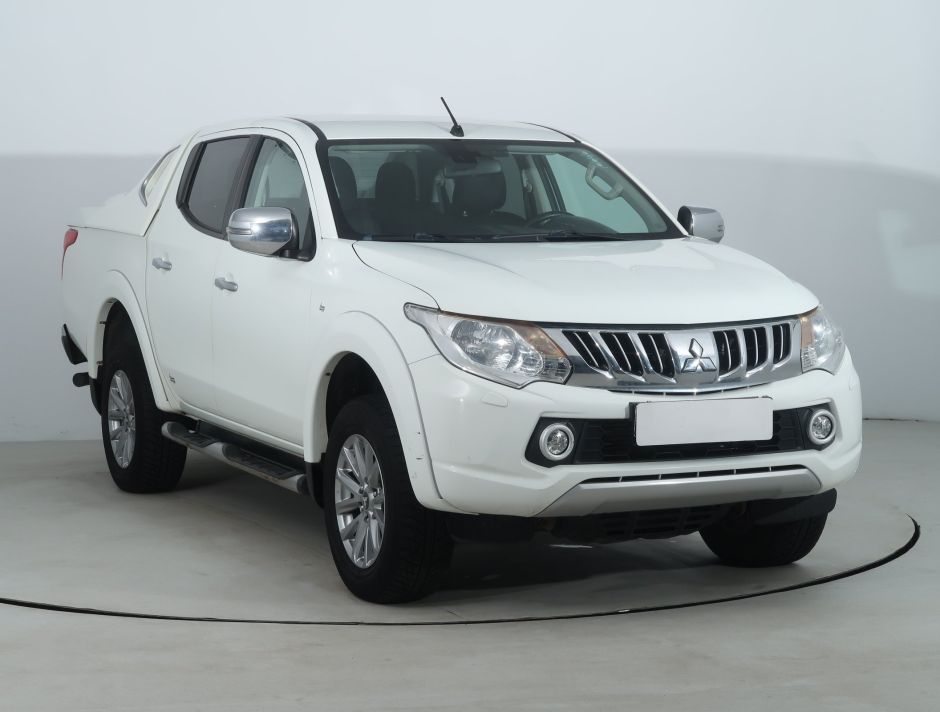 Mitsubishi L200 - 2016