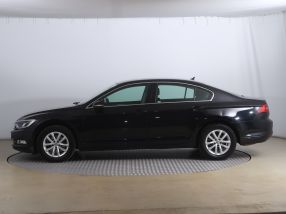 Volkswagen Passat - 2016
