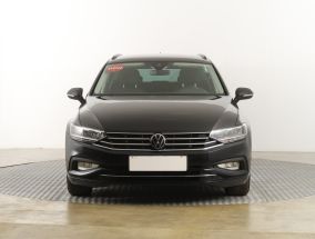 Volkswagen Passat - 2022
