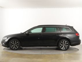 Volkswagen Passat - 2022