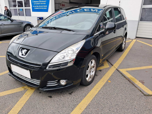 Peugeot 5008 2012