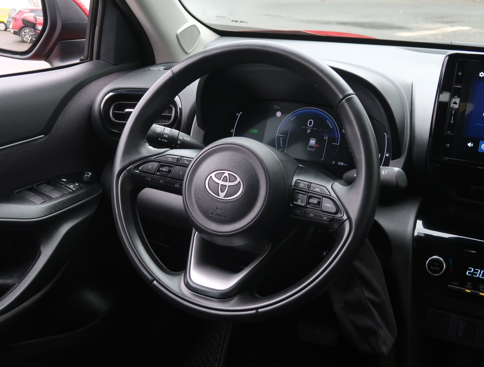 Toyota Yaris Cross - 2024