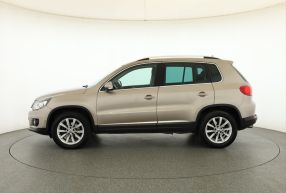 Volkswagen Tiguan - 2013