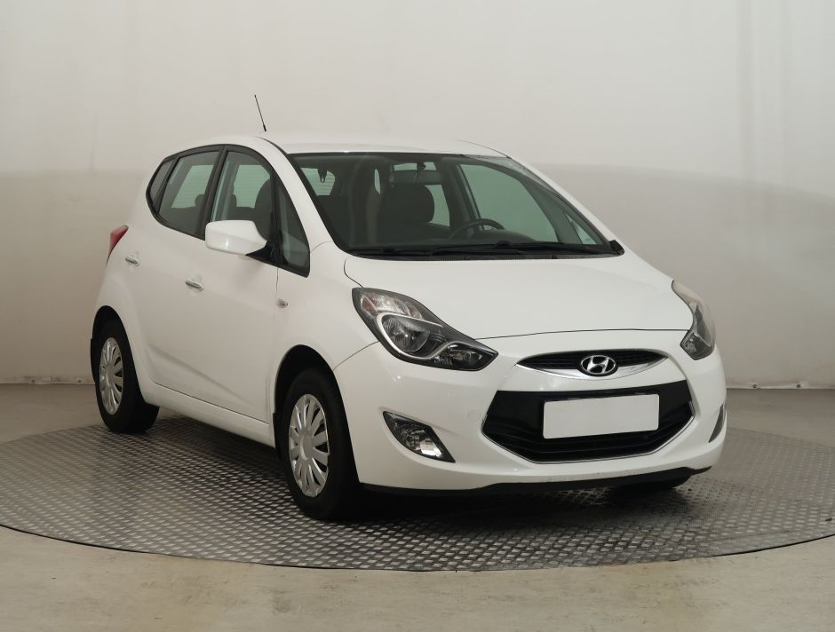 Hyundai ix20 - 2012