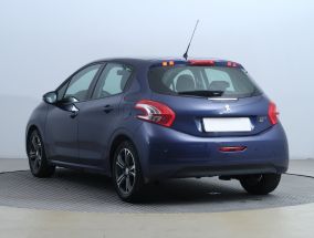 Peugeot 208 - 2013