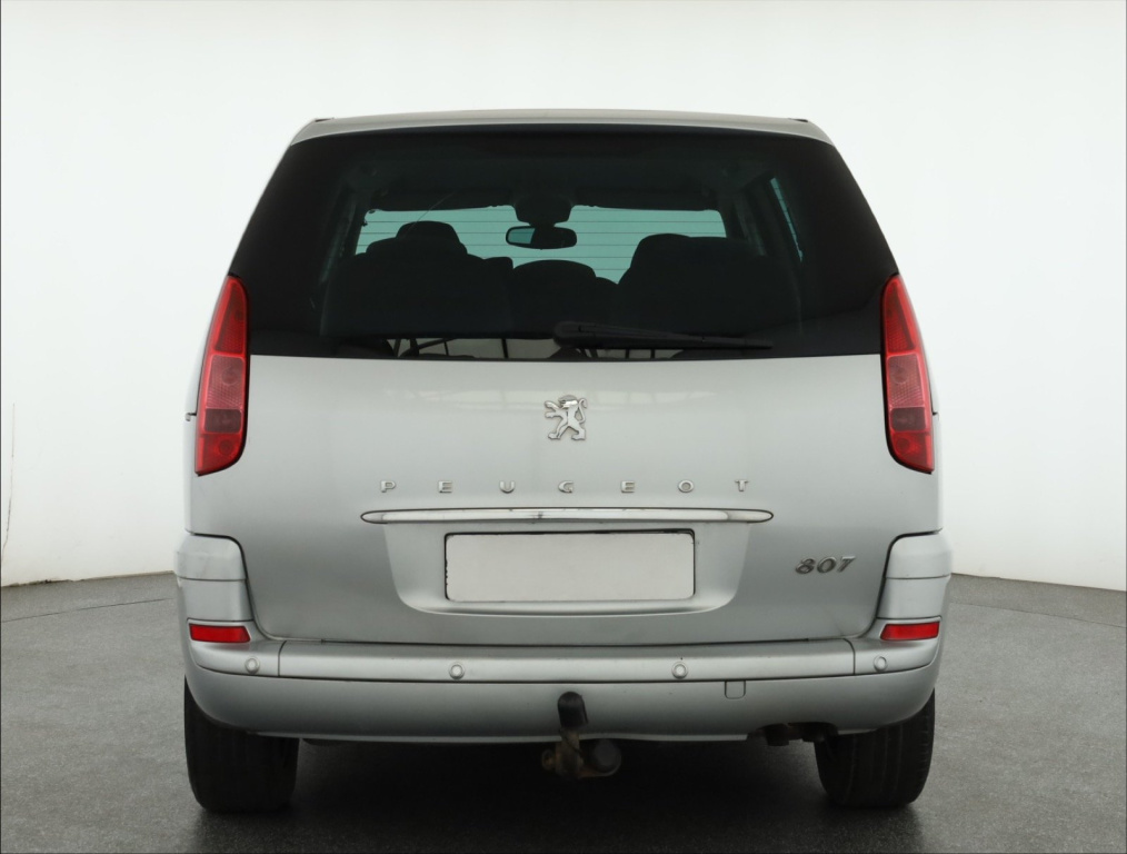 Peugeot 807