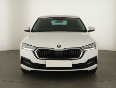 Škoda Octavia - 2024