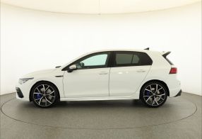 Volkswagen Golf - 2021