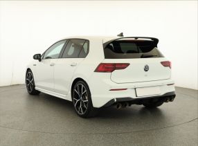 Volkswagen Golf - 2021