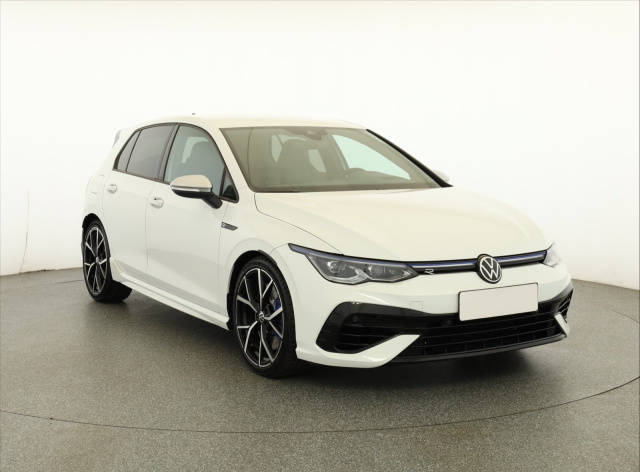 Volkswagen Golf 2021