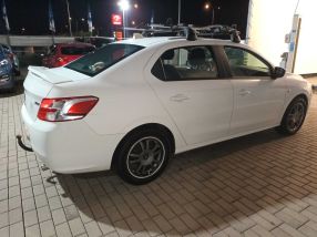 Peugeot 301 - 2013