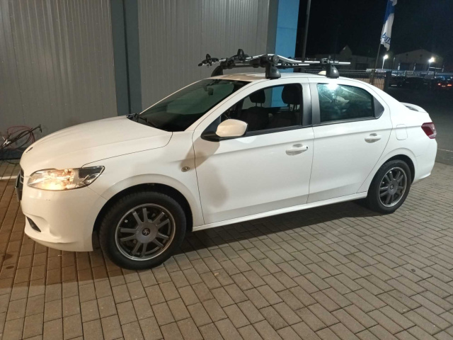 Peugeot 301 2013