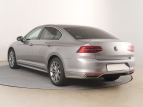 Volkswagen Passat - 2017