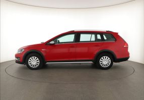 Volkswagen Golf - 2016