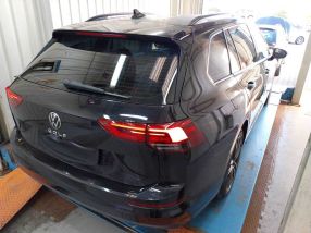 Volkswagen Golf - 2022