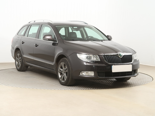 Škoda Superb 2010