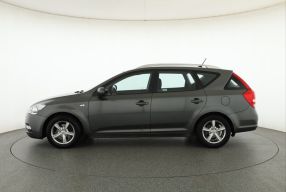 Kia Ceed - 2010