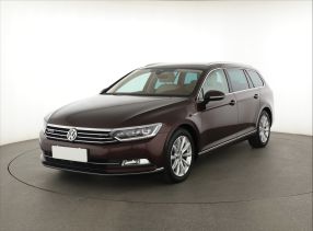 Volkswagen Passat - 2015