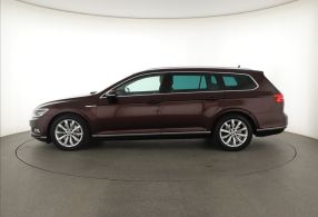 Volkswagen Passat - 2015