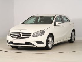 Mercedes-Benz A - 2015