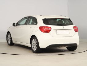 Mercedes-Benz A - 2015
