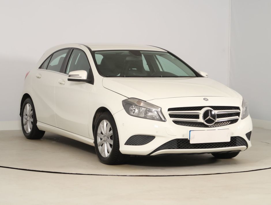Mercedes-Benz A - 2015