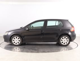 Volkswagen Golf - 2004
