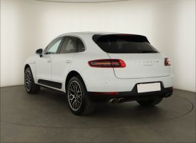 Porsche Macan - 2016
