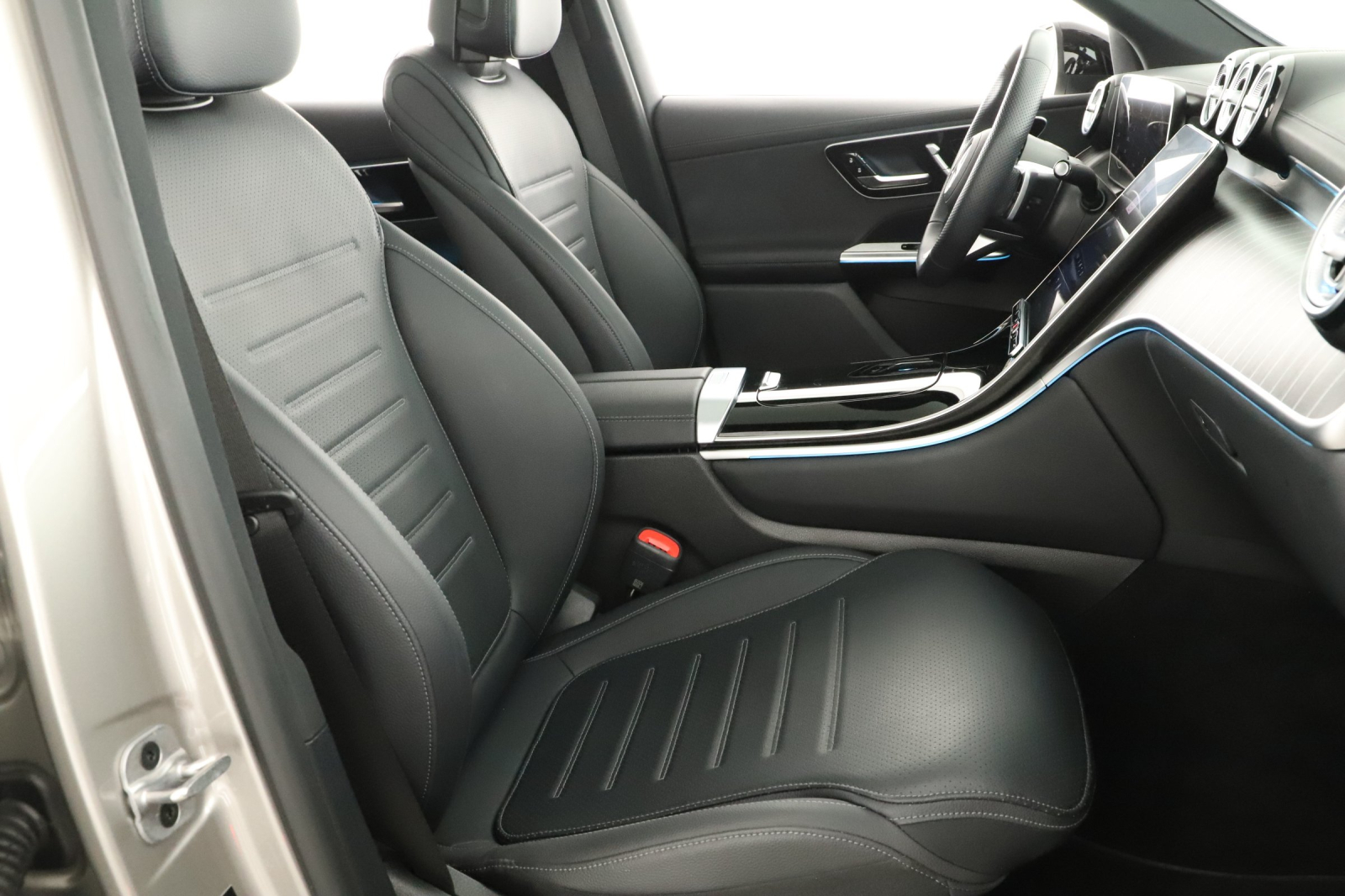 Mercedes-Benz GLC - 2024