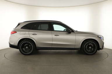 Mercedes-Benz GLC - 2024