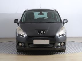 Peugeot 5008 - 2012