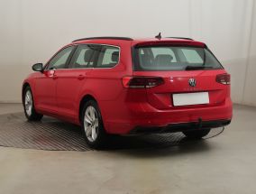 Volkswagen Passat - 2021