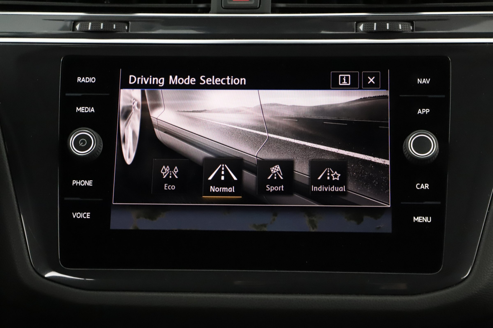 Volkswagen Tiguan Allspace - 2020