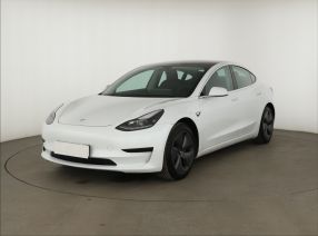 Tesla Model 3 - 2020