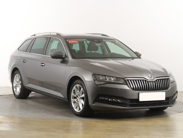 Škoda Superb 2023