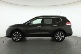 Nissan X-Trail - 2016