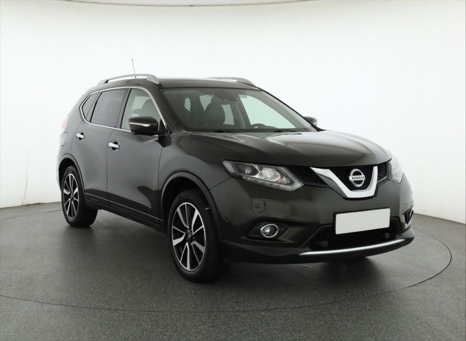Nissan X-Trail - 2016