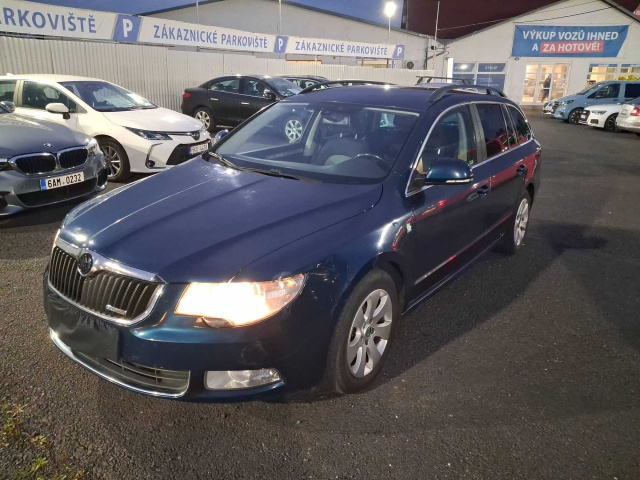 Škoda Superb 2011