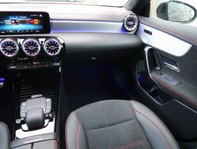 Mercedes-Benz CLA - 2023